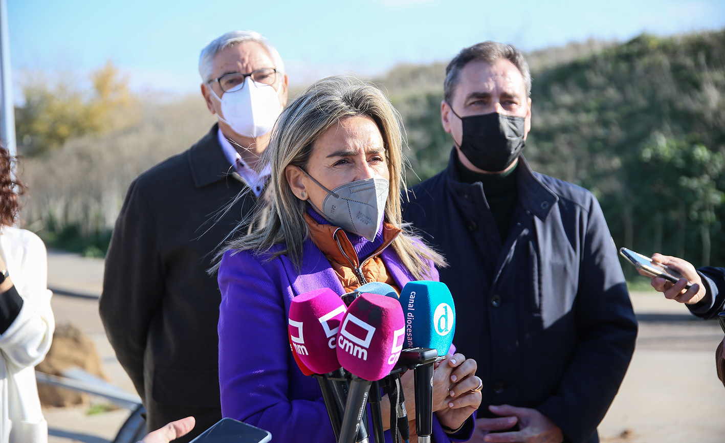 Milagros Tolón, junto a Francho Tierraseca, delegado del Gobierno en CLM.