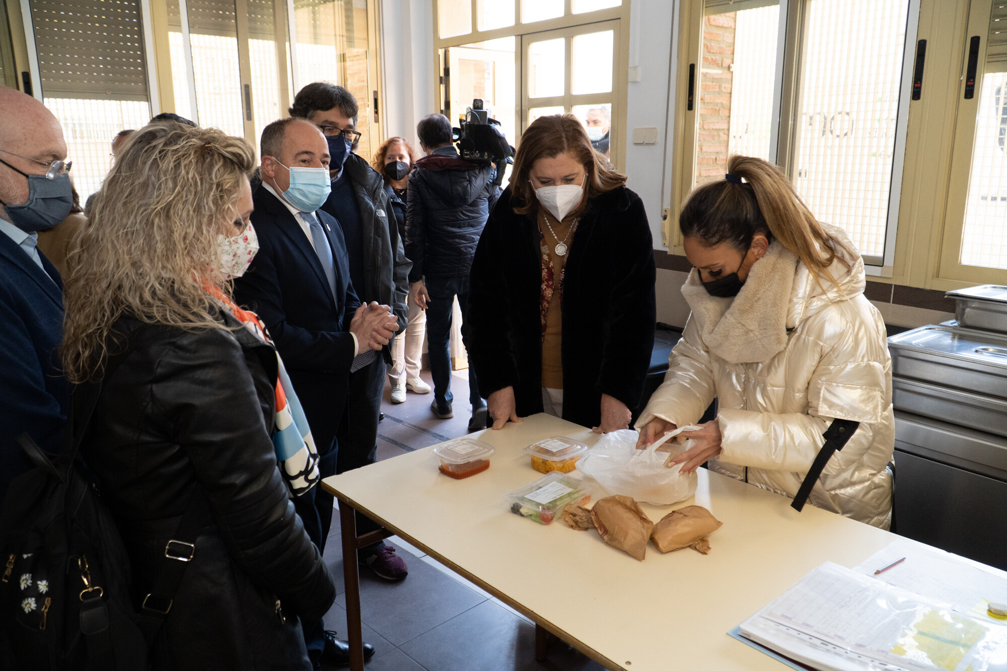 Rosana Rodríguez, consejera de Educación, Cultura y deportes ha visitado el CEIP "Cristobal Valera" de Albacete