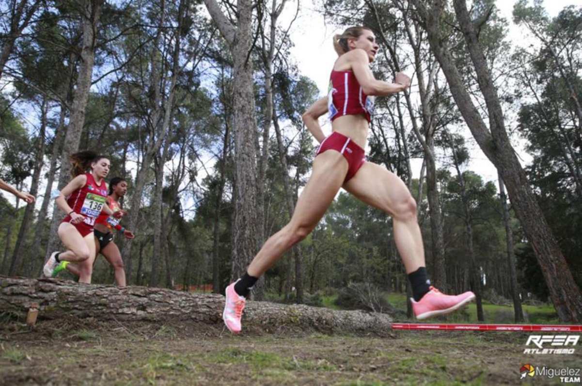 Irene Sánchez-Escribano, cuando ganó el Nacional de cross en 2021.