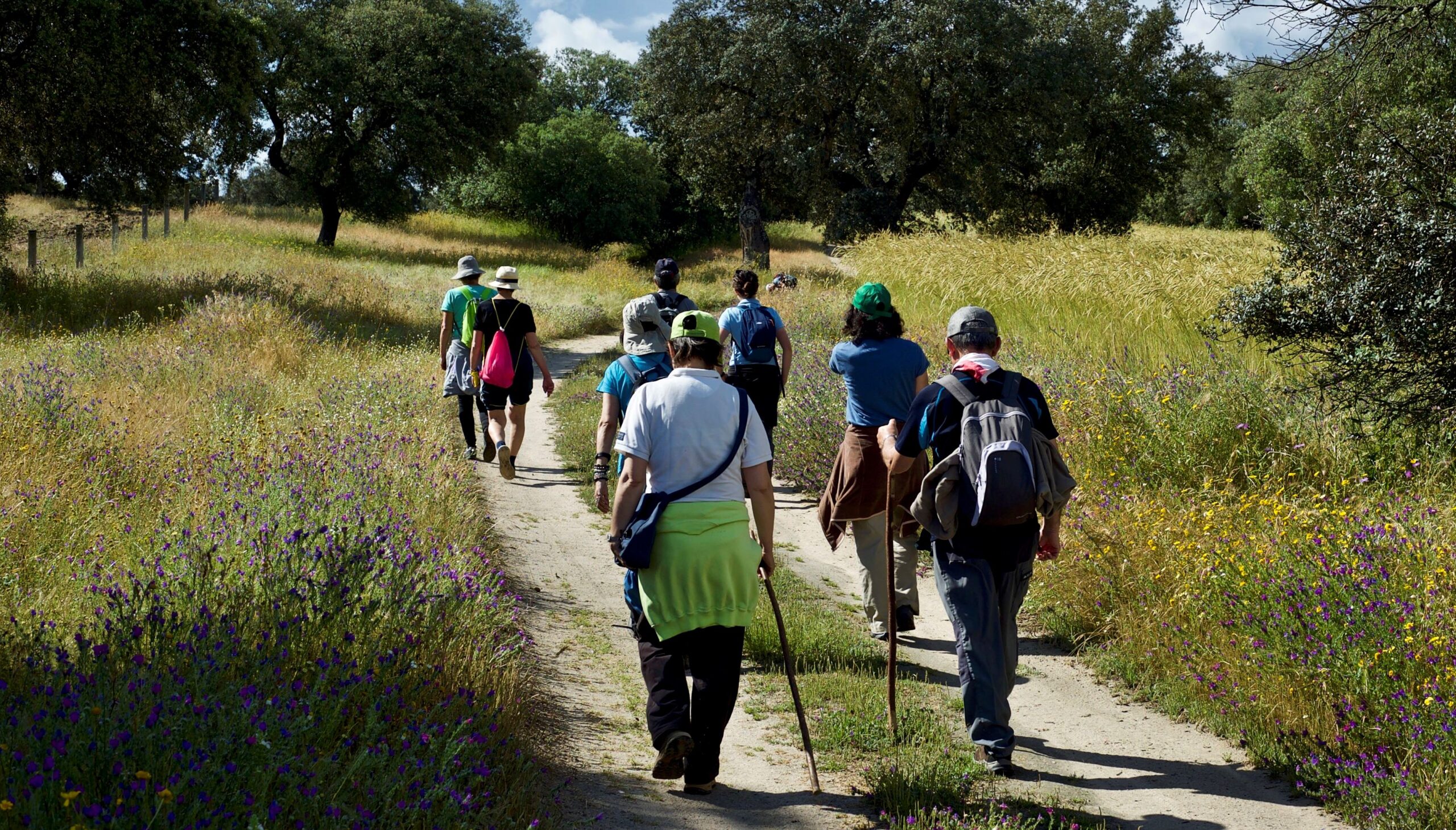 Las rutas de senderismo potencian el turismo rural y generan riqueza en el entorno