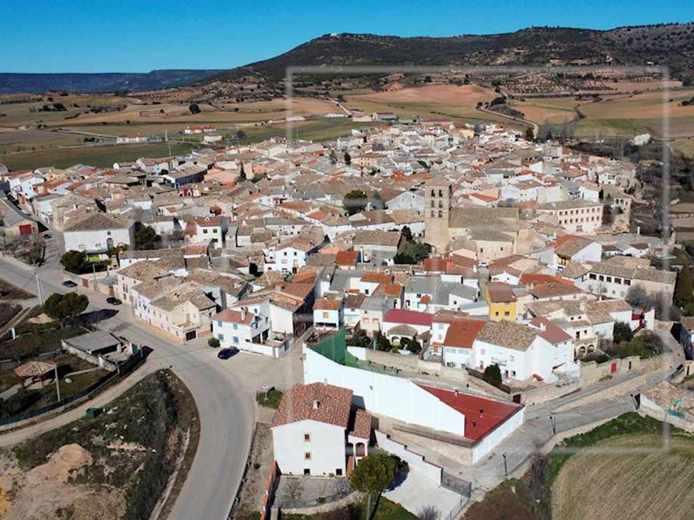 Albendea, donde la colaboración vecinal es clave para sobrevivir, como en tantos otros de estos pueblos.