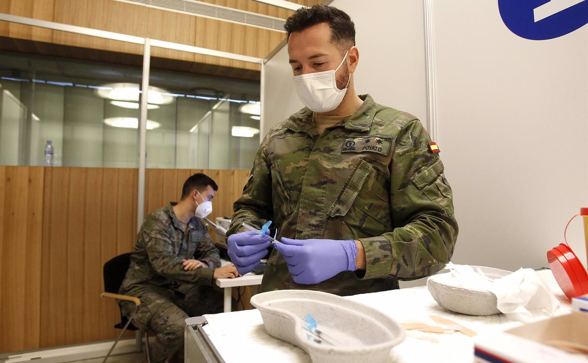 Los militares se suman a la vacunación en Castilla-La Mancha. Foto: Isaac Buj - Europa Press.