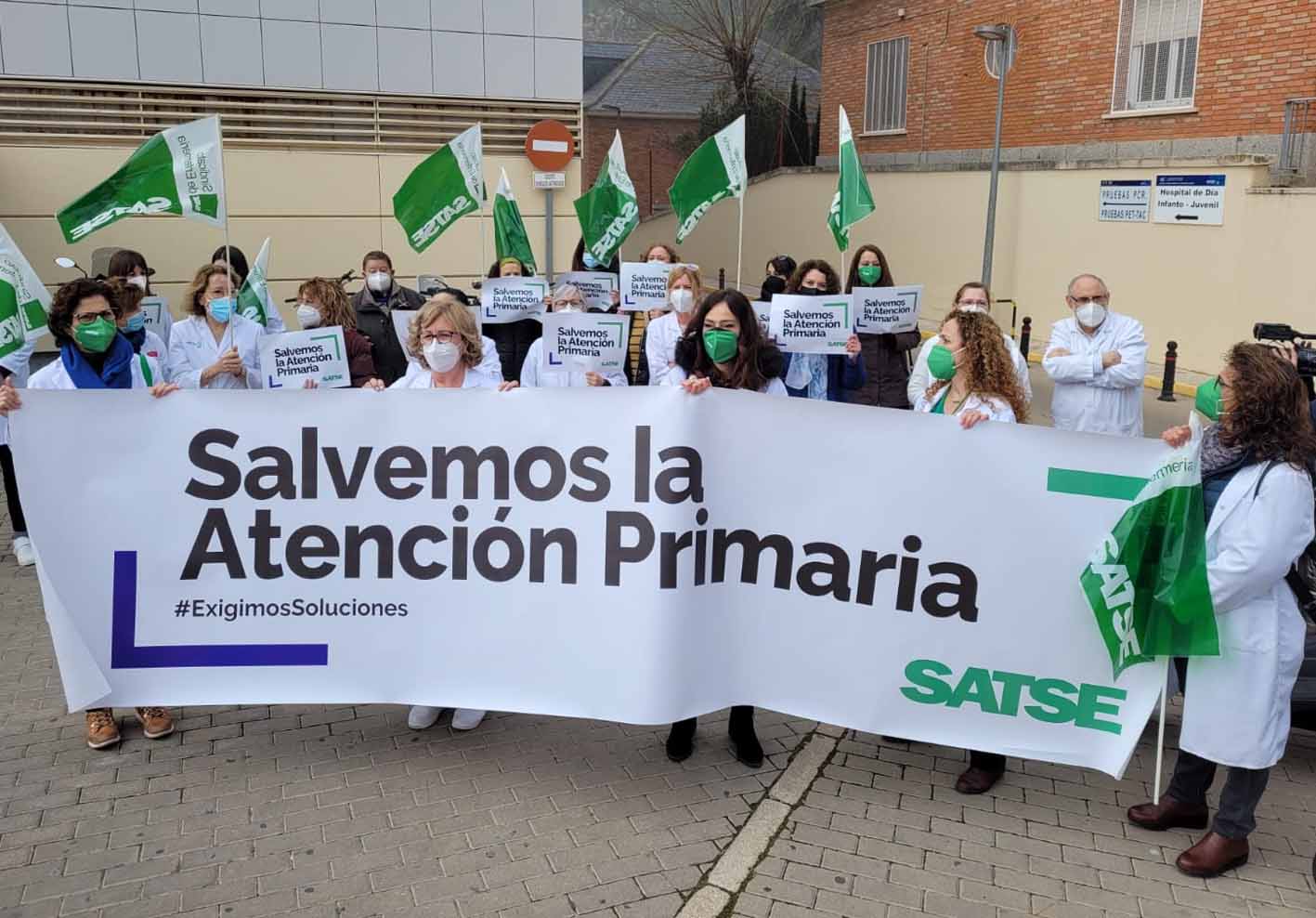 Concentración en Albacete por la Atención Primaria