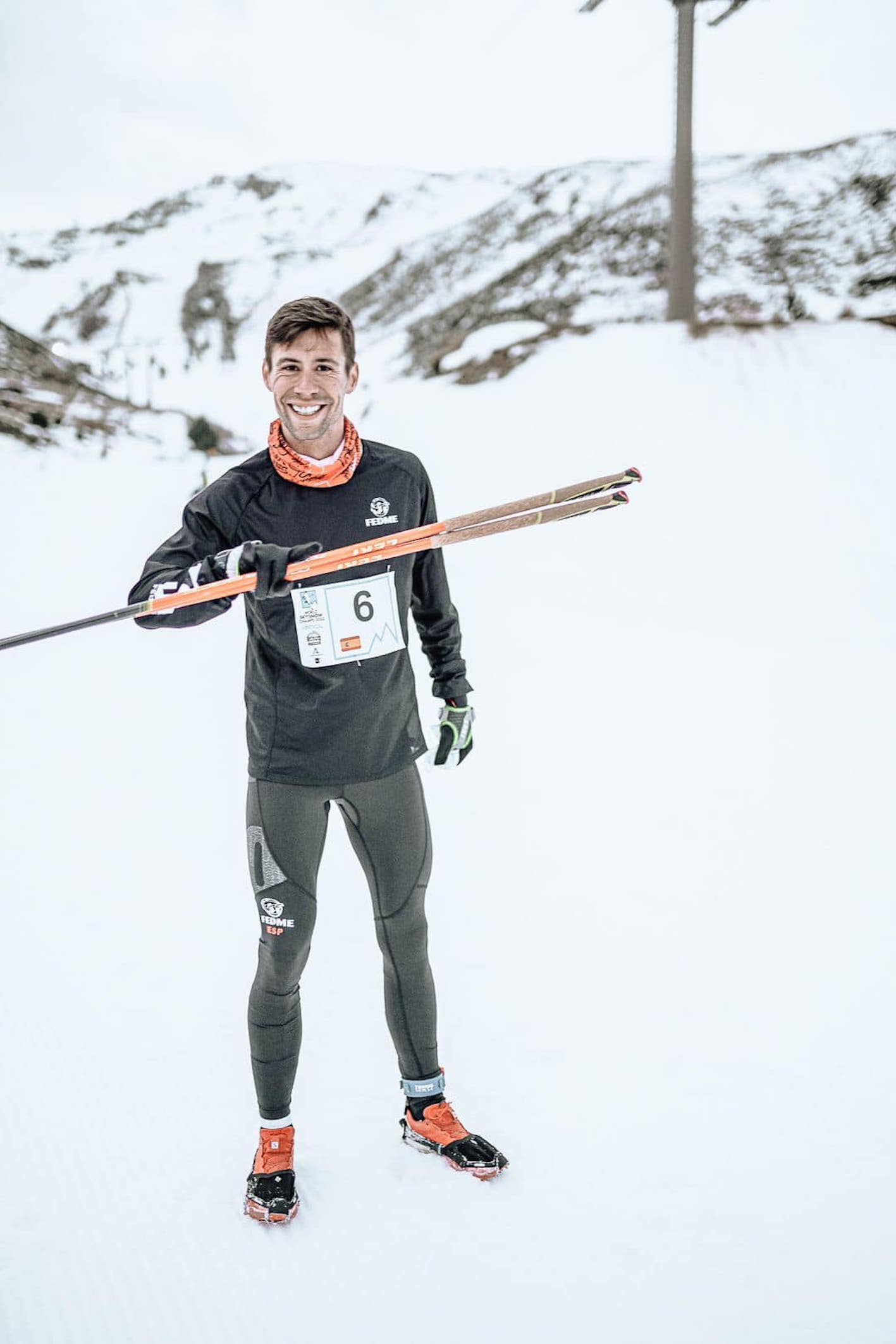 Diego Diaz corre por el CA Albacete-Diputación.