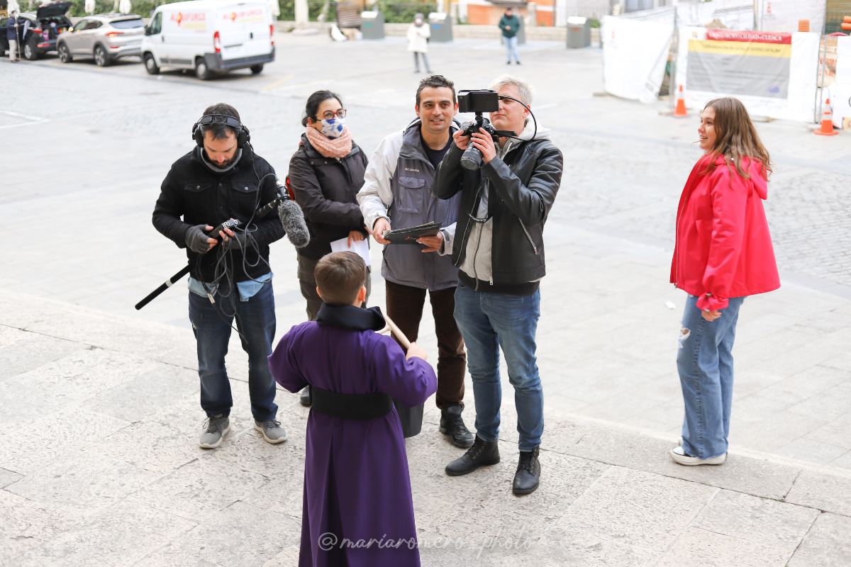 El equipo durante la grabación del spot. 