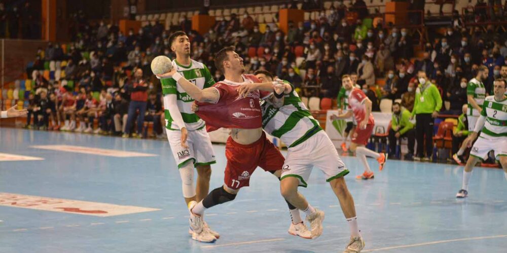 El Incarlopsa Cuenca solo pudo igualar en su cancha. Foto: Asobal (J. A. Lillo).