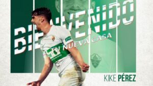 Kike Pérez, con el Elche en Primera. Foto: Elche.