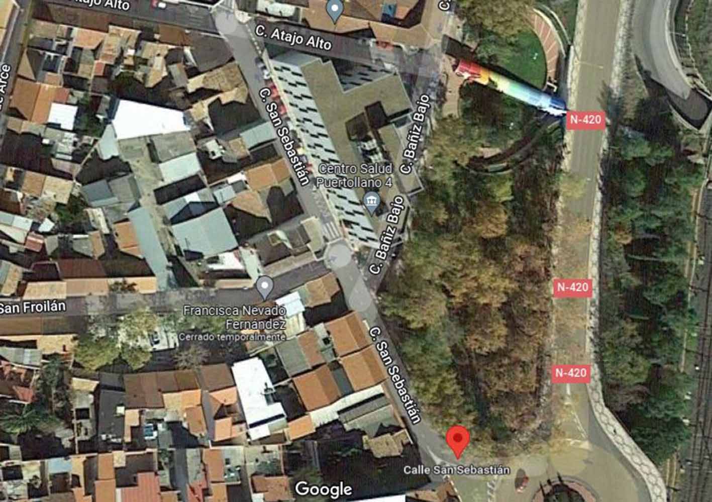 El accidente mortal tuvo lugar en una casa de la calle San Sebastián de Puertollano. Imagen: Google Maps.