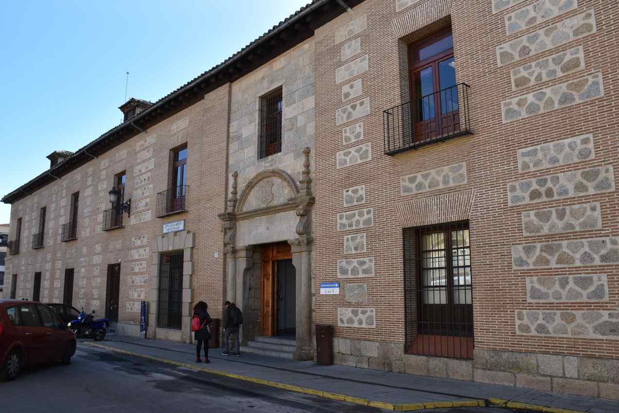 Fachada del Ayuntamiento de Talavera.