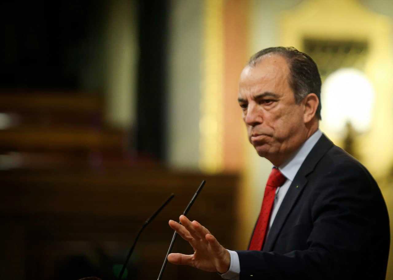 Carlos García Adanero, en la tribuna del Congreso. Foto: Congreso.es.