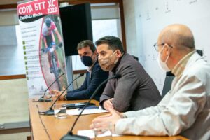 Carlos Yuste presentó la Copa de BTT Fuente del Moro en Toledo.