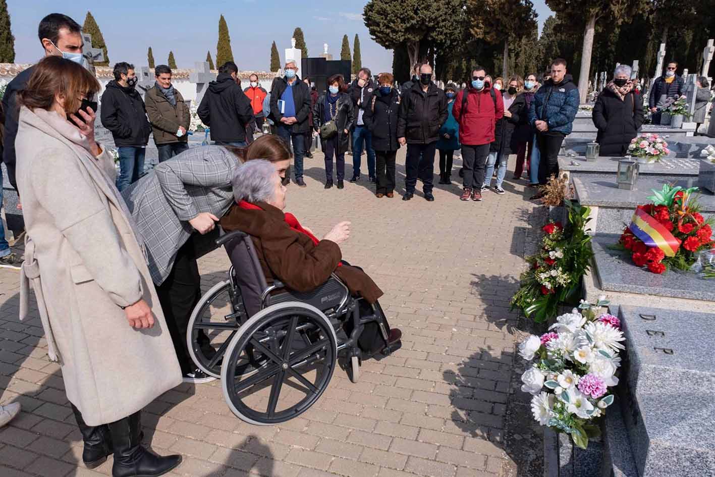 Francisco Martín-Carnerero ya reposa en un nicho familiar del cementerio de Manzanares, después de casi 82 años.