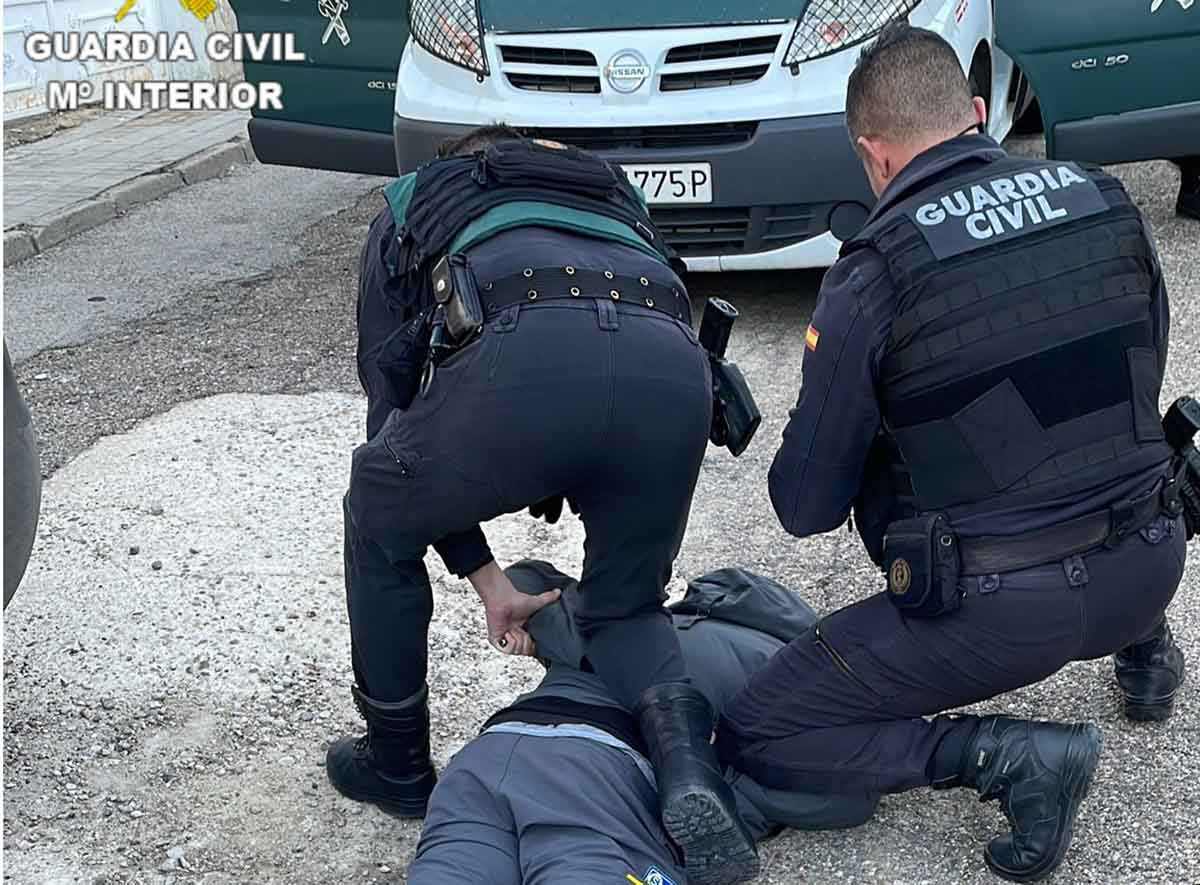 Imagen de la detención en Las Ventas de Retamosa.