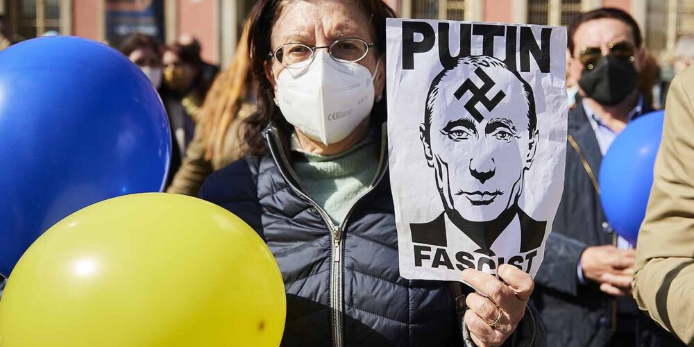 Imagen de una de las manifestaciones celebradas en Talavera de la Reina en solidaridad con el pueblo ucranio. Foto: EFE/Manu Reino.