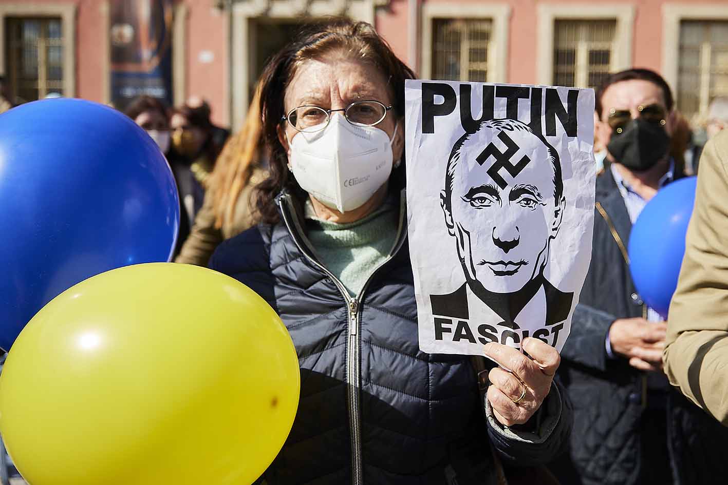 Imagen de una de las manifestaciones celebradas en Talavera de la Reina en solidaridad con el pueblo ucranio. Foto: EFE/Manu Reino.