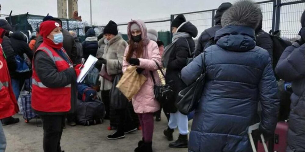Refugiados ucranianos atendidos por Cruz Roja.