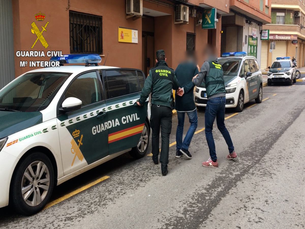 Imagen durante la investigación proporcionada por la Guardia Civil.