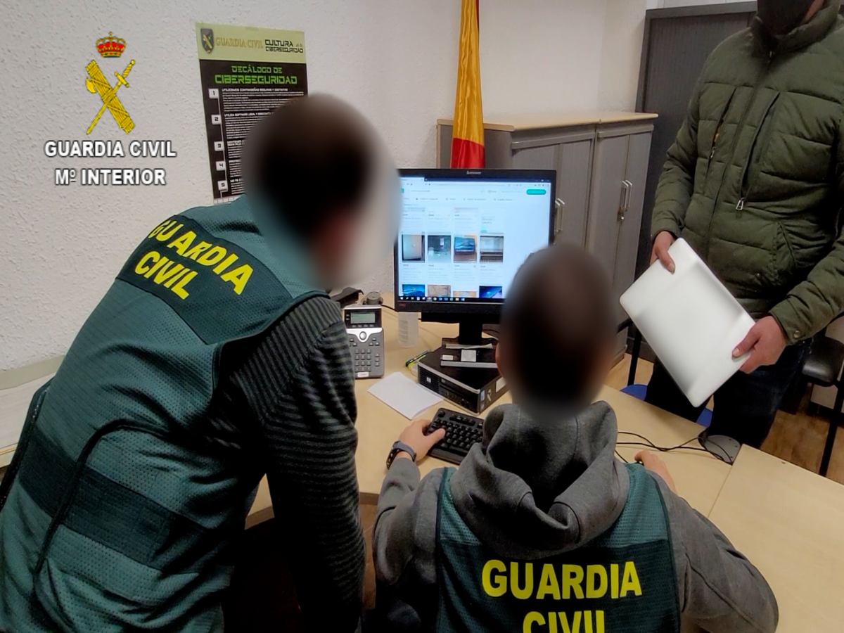 Imagen durante la investigación proporcionada por la Guardia Civil.