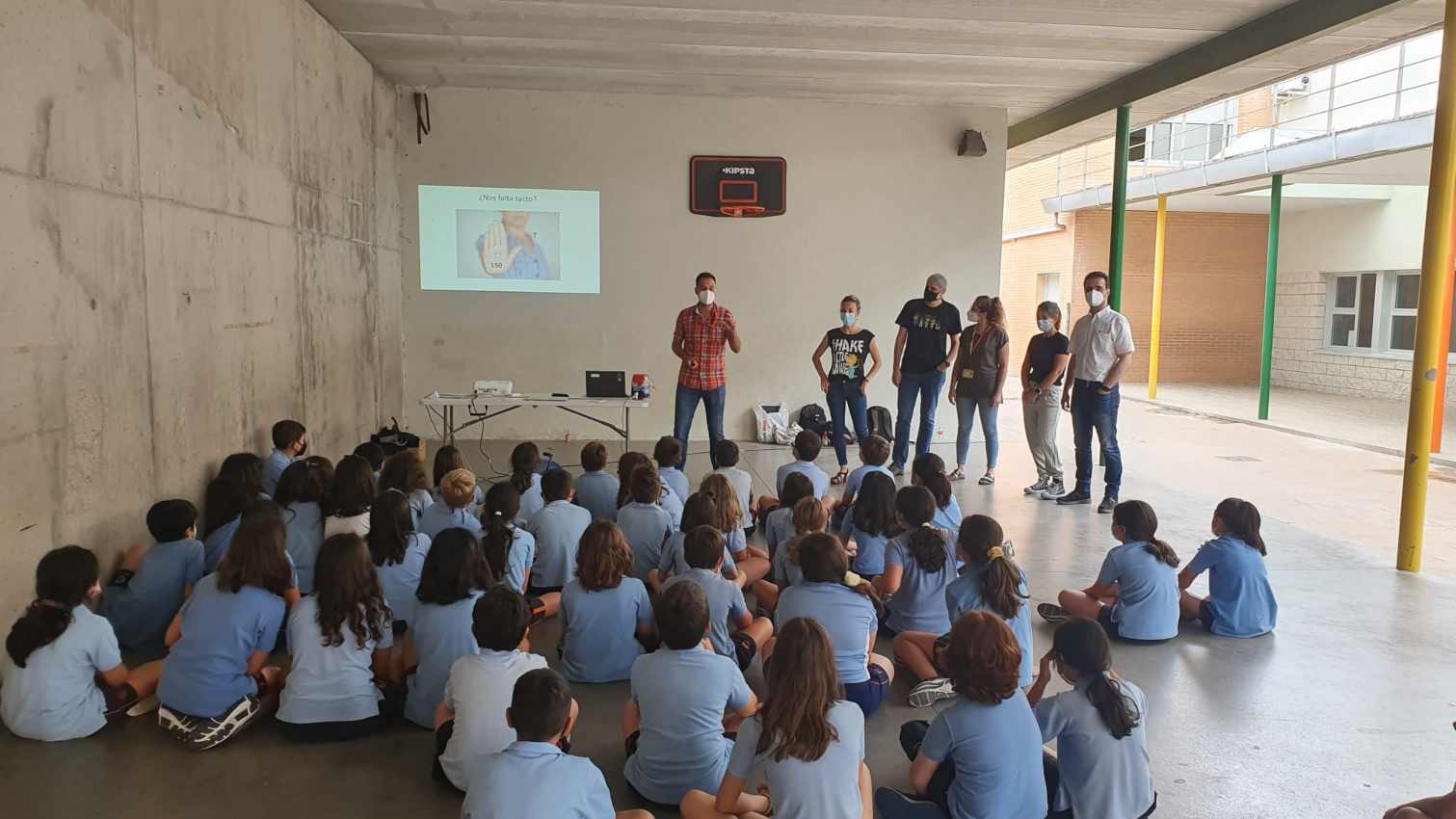 Divulgación para niños en el hospital de Parapléjicos.