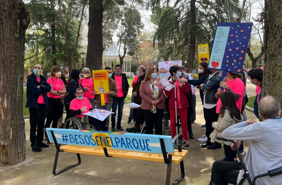 Presentación del Banco de los Besos. Guadalajara