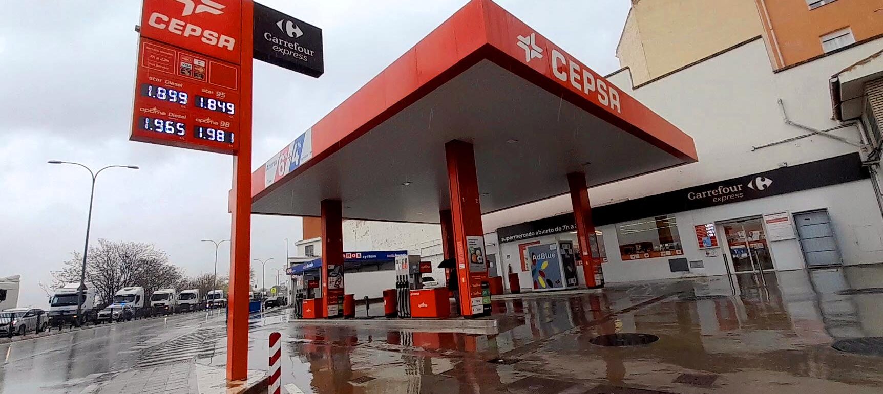 Gasolinera en Toledo.