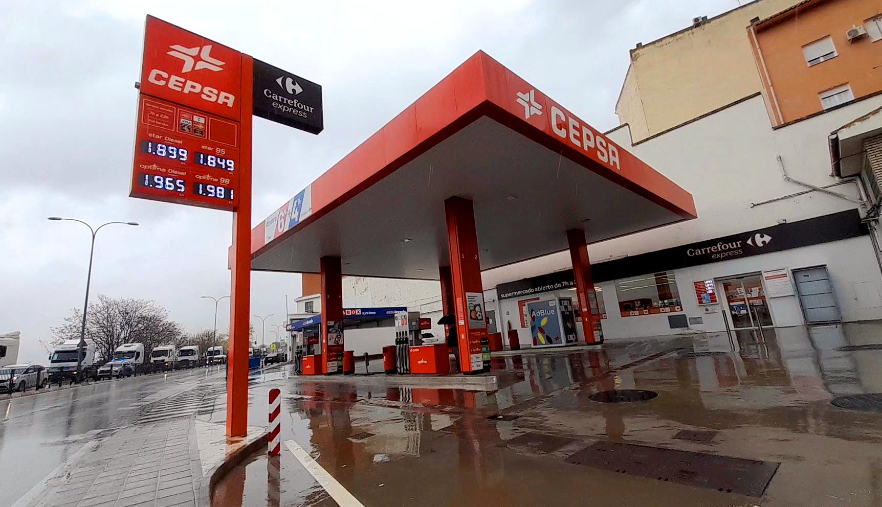 Gasolinera en Toledo.