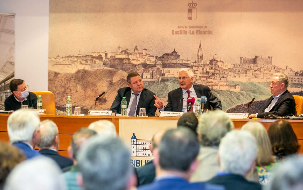 Presentación del libro de José María Barreda en la Biblioteca de Castilla-La Mancha.