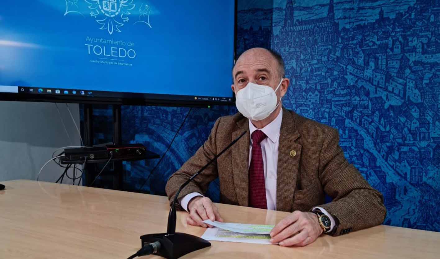 El concejal de Empleo, Francisco Rueda, informó de la última convocatoria de empleo del Ayuntamiento de Toledo.