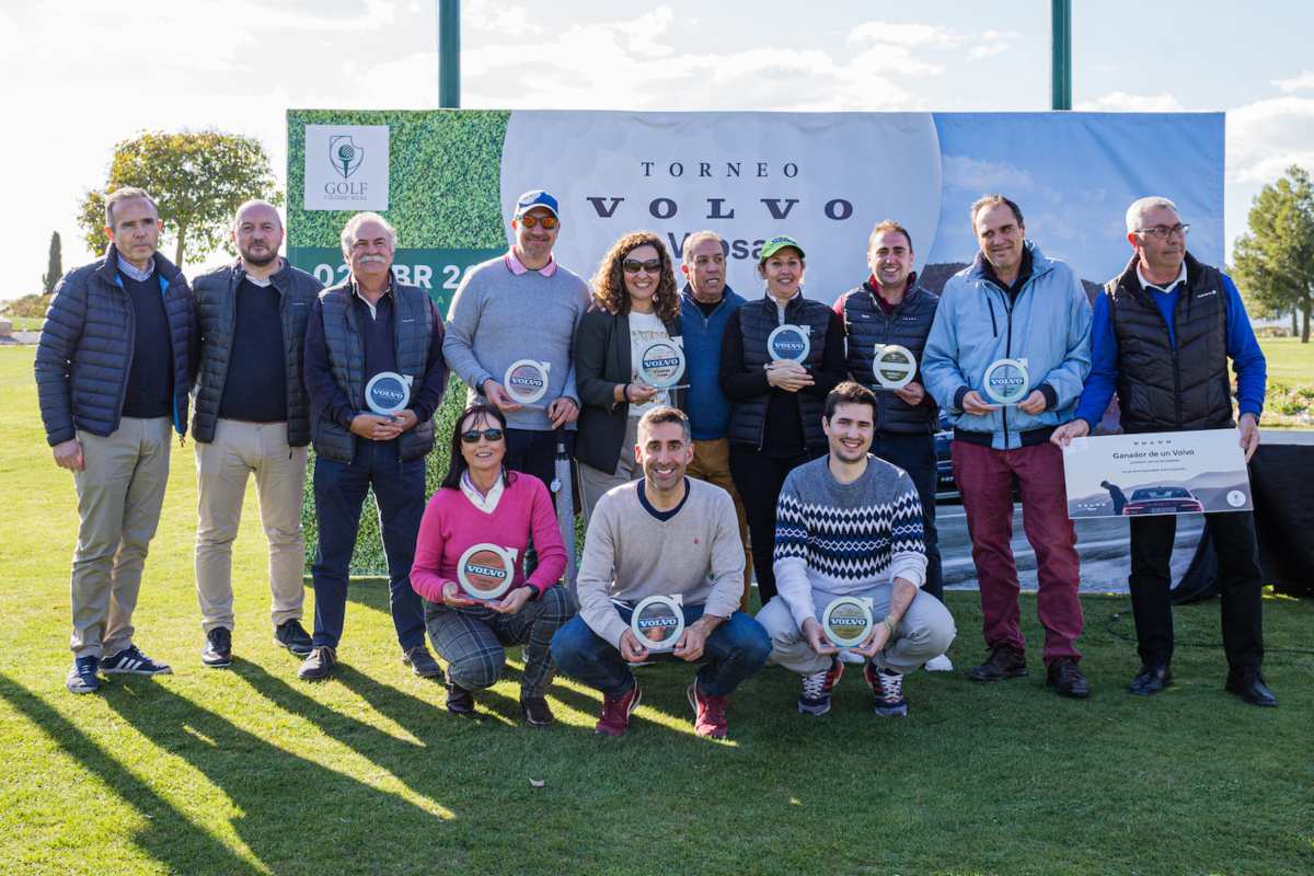 Ganadores del II Torneo de Golf Volvo Vypsa.