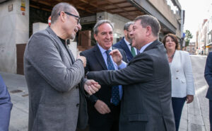 Page, junto a Paco de la Rosa (CCOO) y Ángel Nicolás (Cecam).