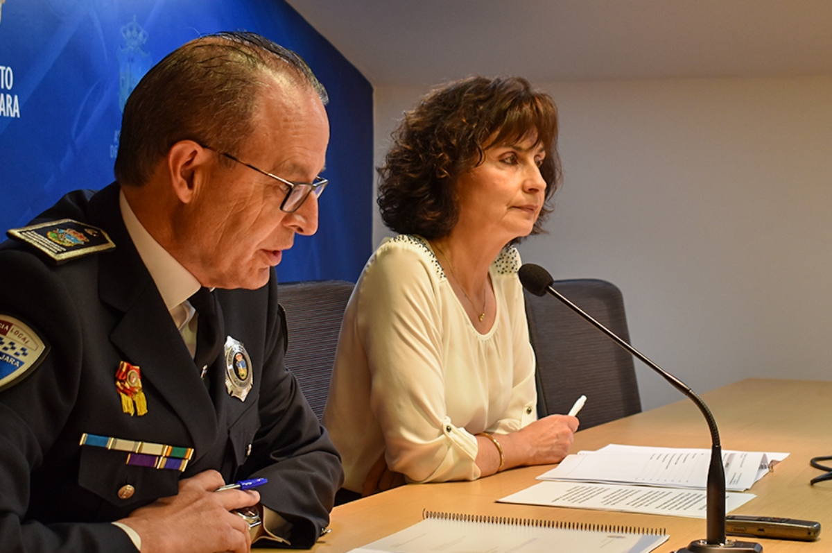 Pilar Sánchez y Jorge López. Presentación Informe de Policía Local Guadalajara