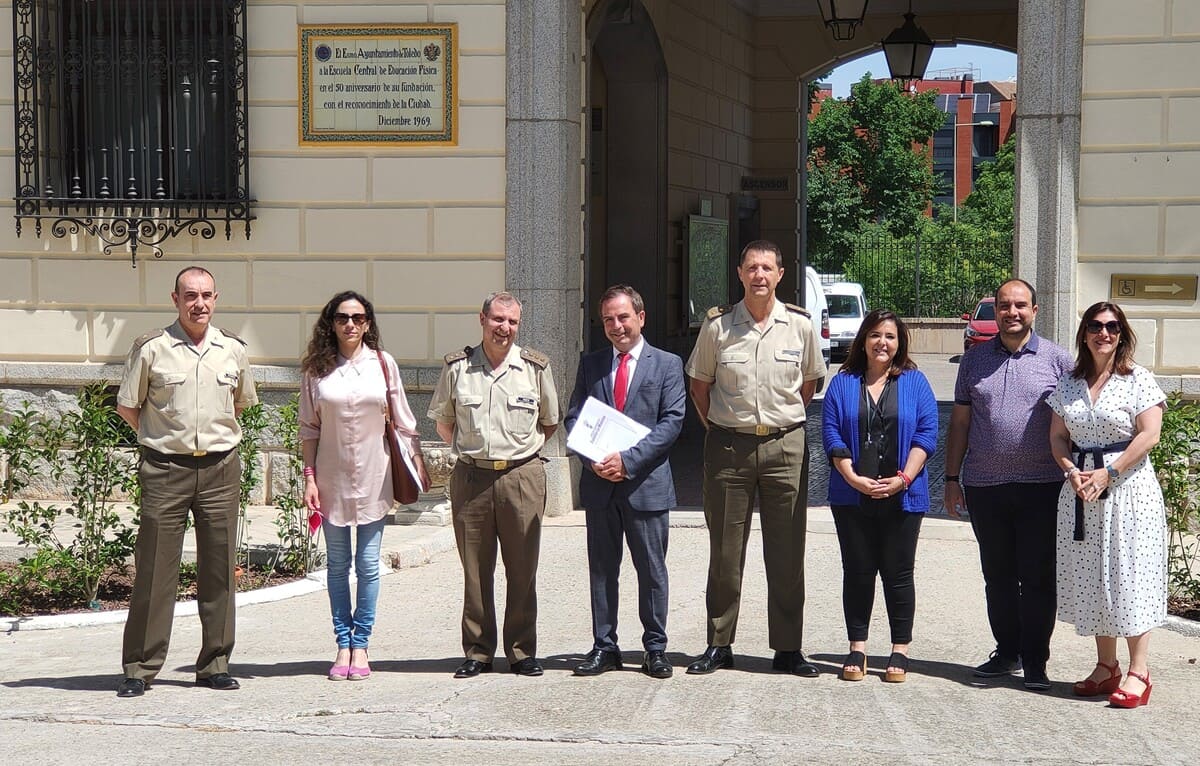 Jurado del concurso "Carta a un militar español"