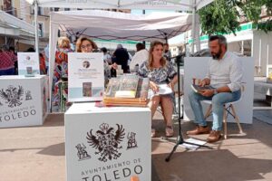 Presentación Libro Maribel Carvajal Toledo