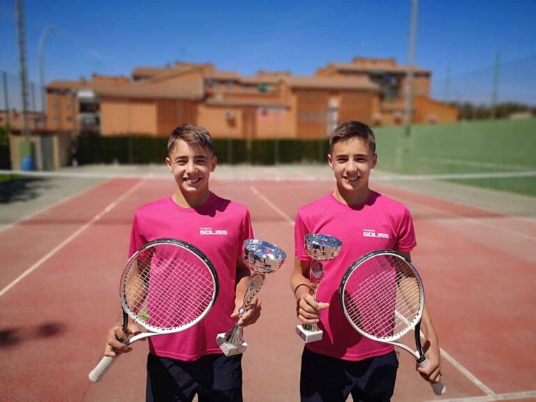 Dos hermanos de Toledo ganan el Campeonato regional de tenis en ...