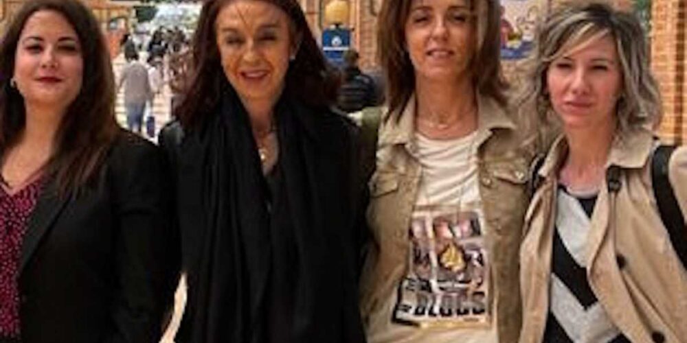 Blanca Corroto (segunda por la izquierda), con parte de la directiva de Asaja Mujeres.