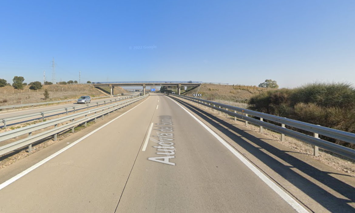 La colisión por alcance de los dos vehículos se produjo en la autovía A-5, a la altura de El Casar de Talavera.