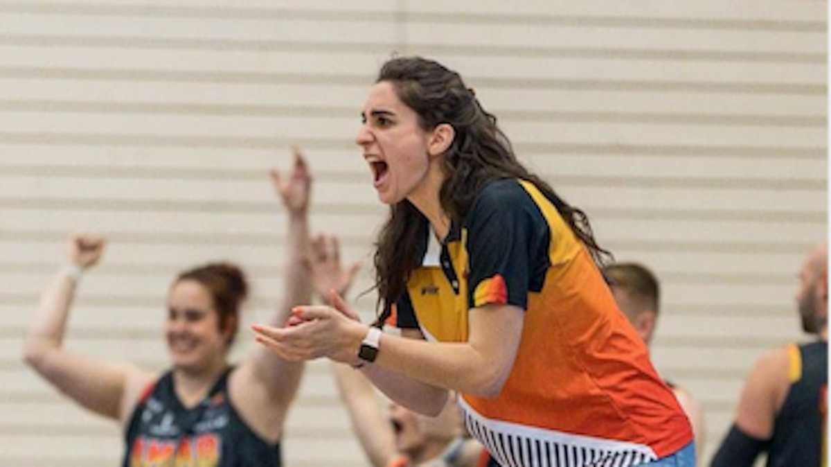 Esther Jiménez, la entrenadora de un equipo campeón.