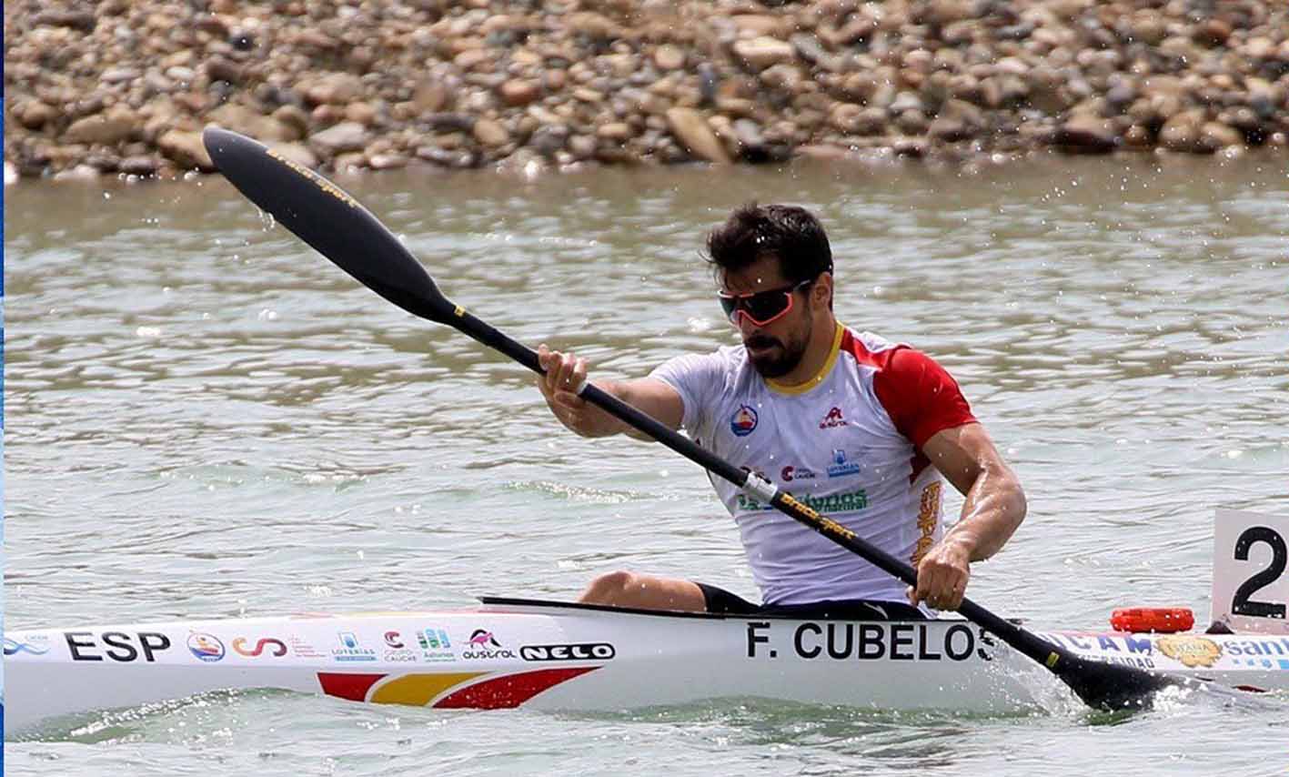 Paco Cubelos, en pleno esfuerzo. Foto: @RFEPiragüismo.