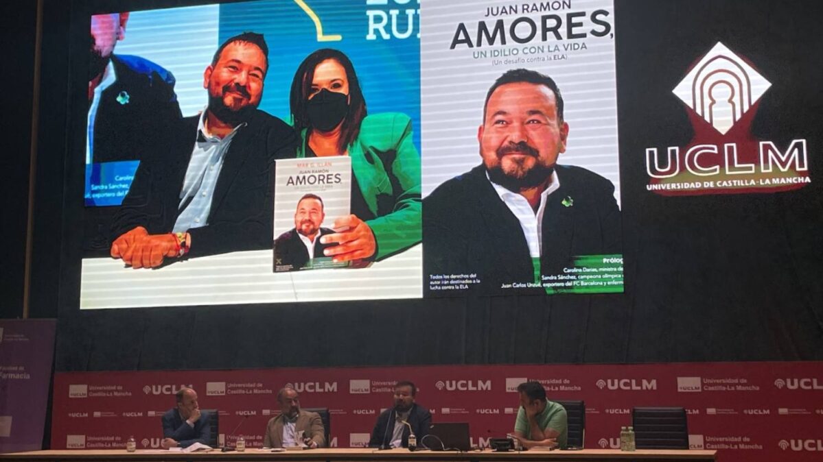 Presentación del libro "Juan Ramón Amores, un idilio con la vida (una odisea contra la ELA) en Albacete.