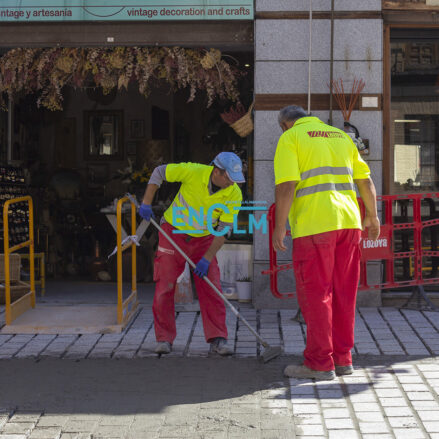 Siguen las obras de acceso y salida al casco, en la zona de la calle Reyes Católicos. Foto: Gema Módenes.