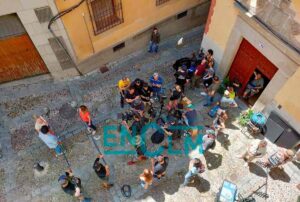 Una de las escenas ha sido rodada en la calle Cristo de la Luz, justo frente al Camelot.