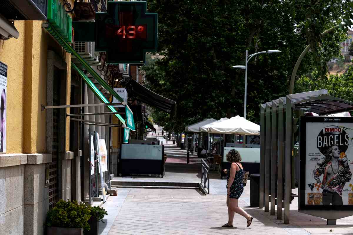 Termómetros a 43 grados. Foto: EFE/Ismael Herrero.