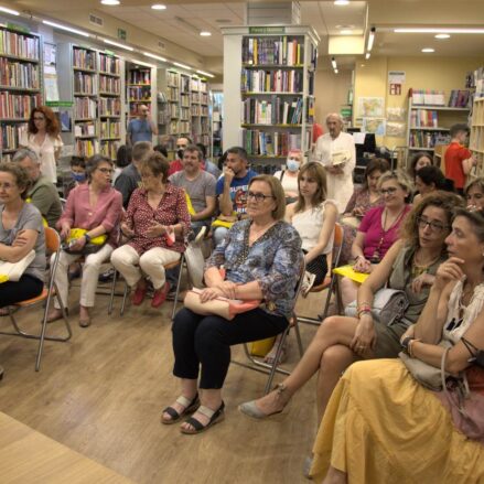 Juan Ramón Amores, librería Popular