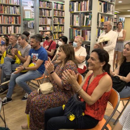 Juan Ramón Amores, librería Popular