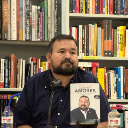 Juan Ramón Amores, librería Popular