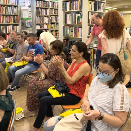 Juan Ramón Amores, librería Popular