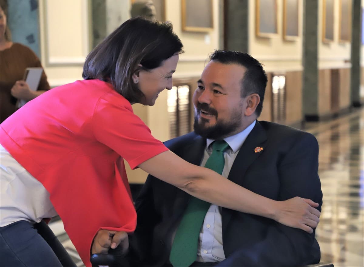 Eva Granados recibe a Juan Ramón Amores