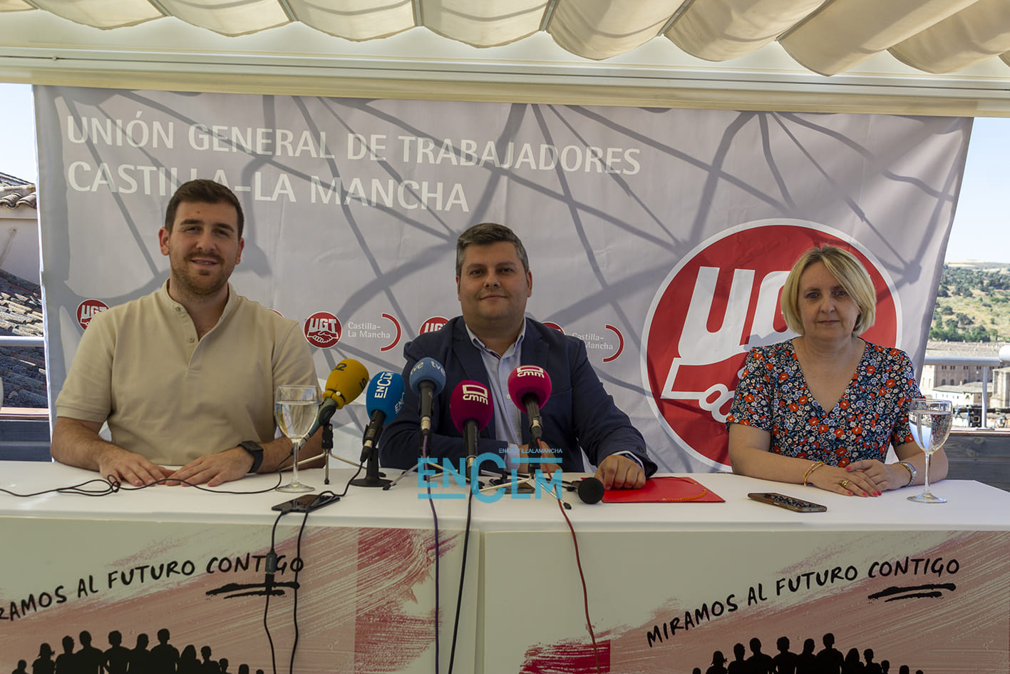 En el centro, el secretario general de UGT CLM, Luis Manuel Monforte. Foto: Gema Módenes.