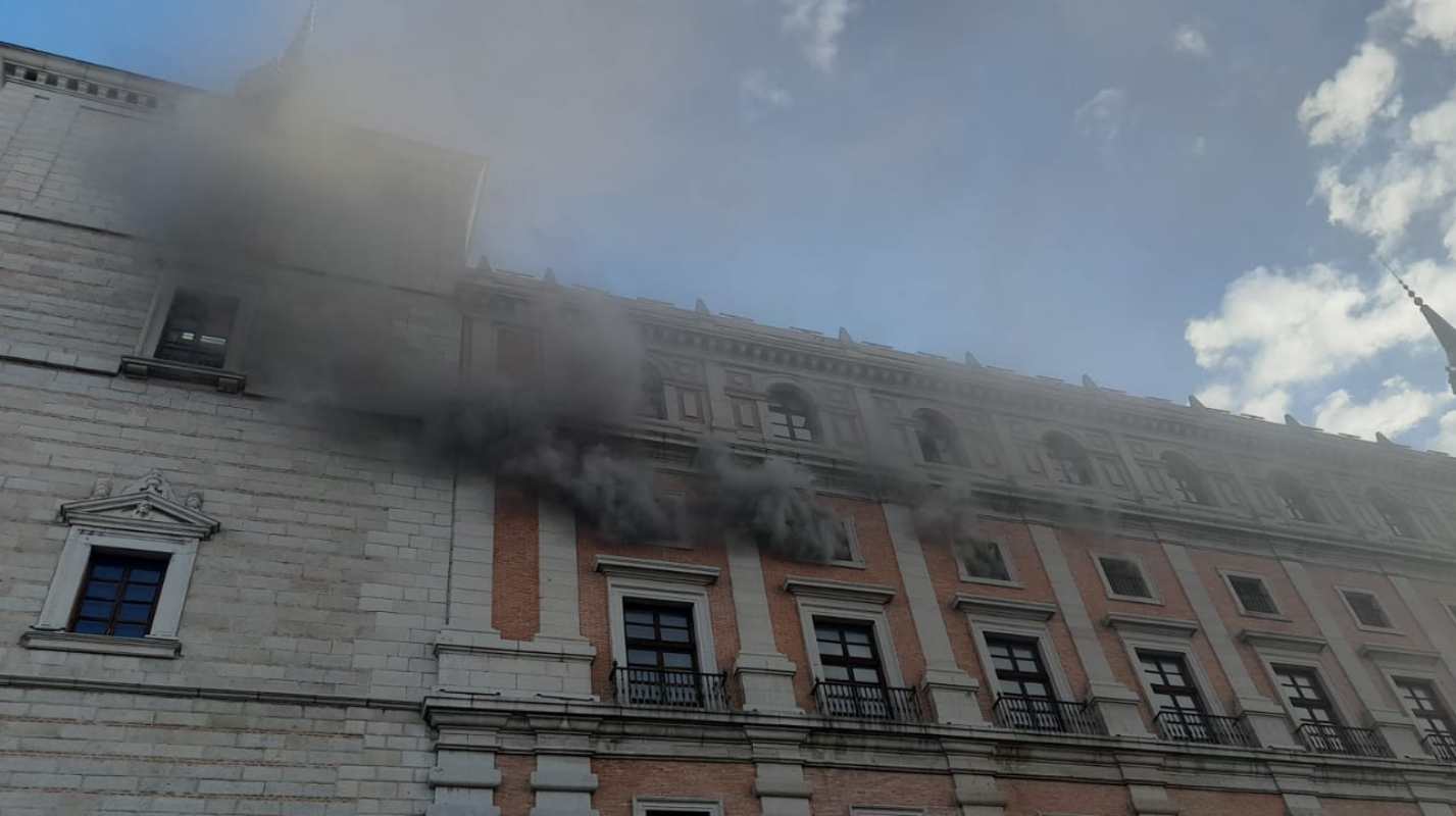Incendio en el Alcázar de Toledo.