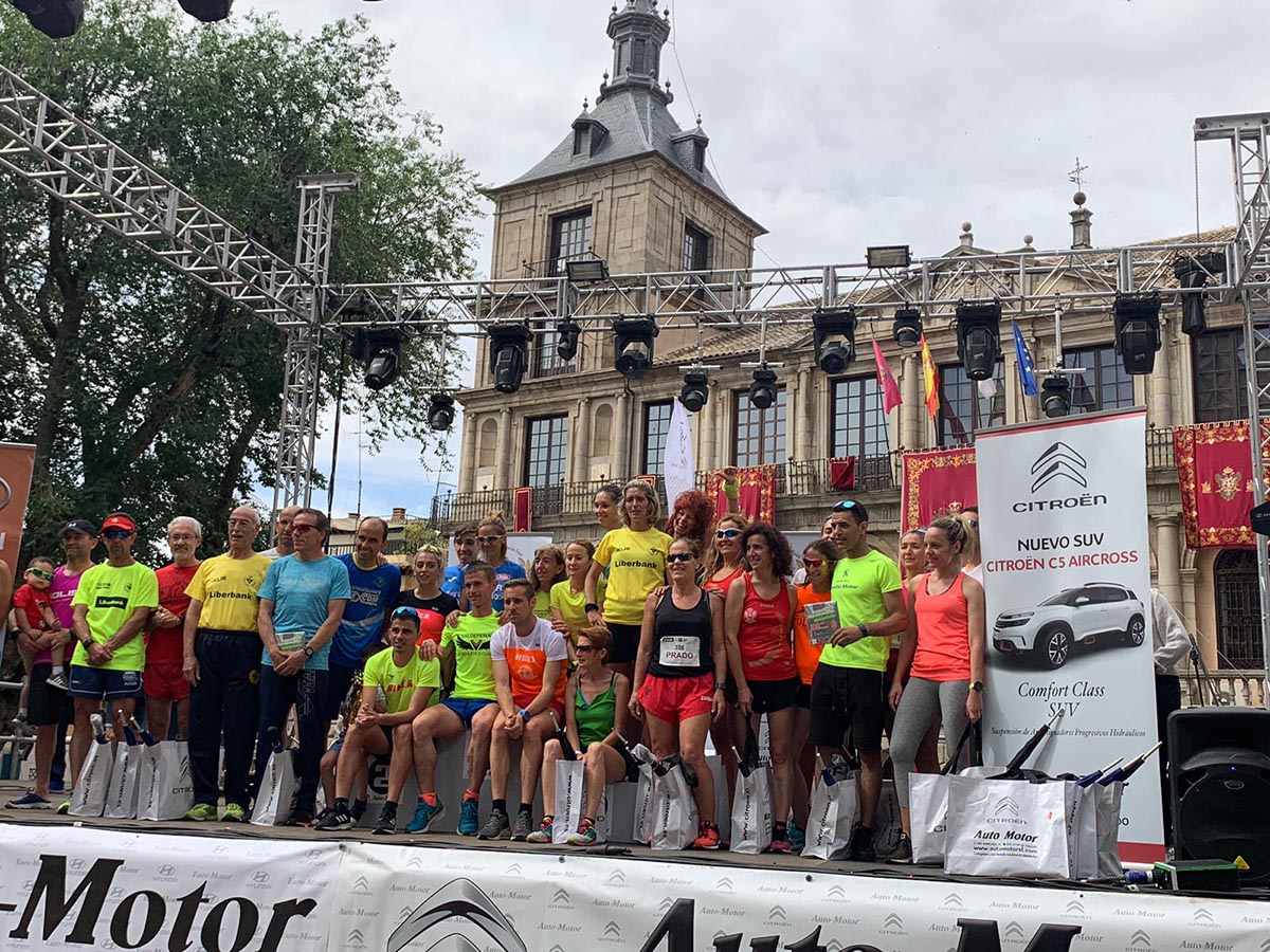 Integrantes del podio en la Carrera Popular del Corpus de 2019.